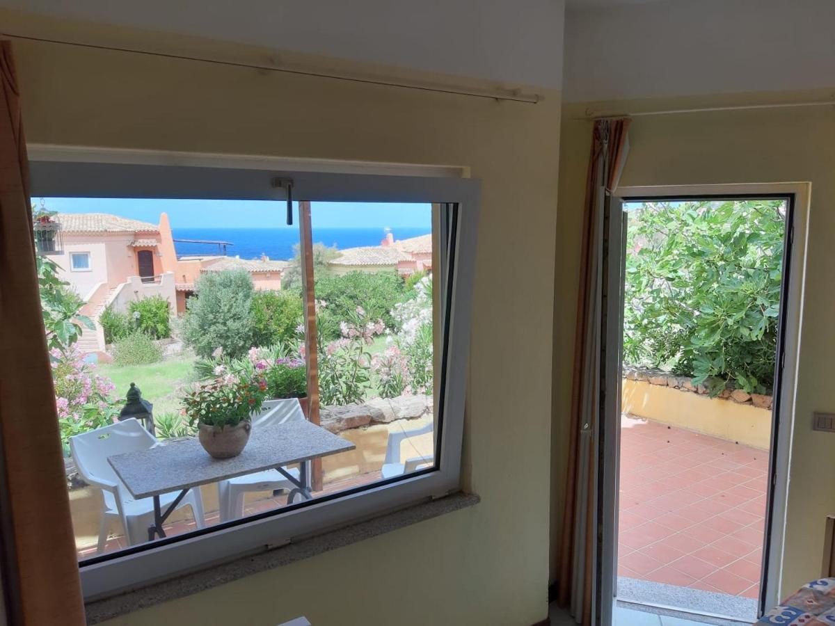 Appartamento Panoramico Calarossa Sardegna Изола Роса Екстериор снимка