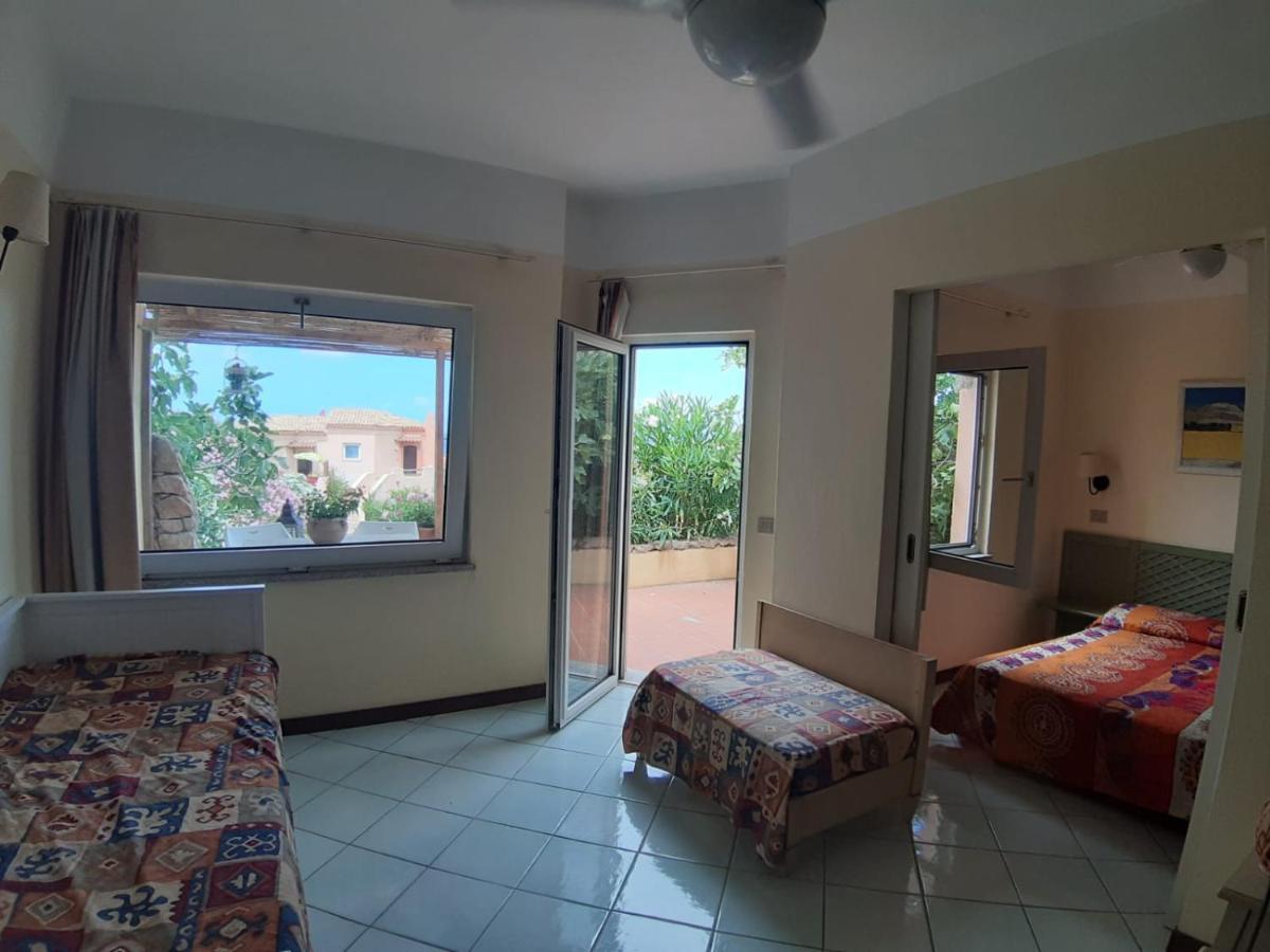 Appartamento Panoramico Calarossa Sardegna Изола Роса Екстериор снимка