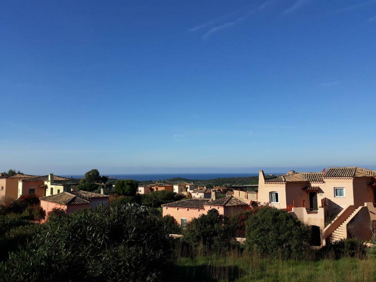 Appartamento Panoramico Calarossa Sardegna Изола Роса Екстериор снимка